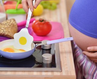 Hamilelikte Beslenme – Bebeğinizin Gelişimi İçin Önemli İpuçları